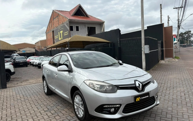 imagem-https://www.socarrao.com.br/sc-vehicle-images-prod/3457377/1787772999136-V2hhdHNBcHAgSW1hZ2UgMjAyNi0wOC0yNiBhdCAxMS4yNC4xNCAoMSkuanBlZw.jpeg