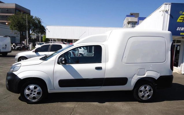 imagem-https://www.socarrao.com.br/sc-vehicle-images-prod/3457382/1787848959763-8391102_1_B_cd4834de7b.jpeg