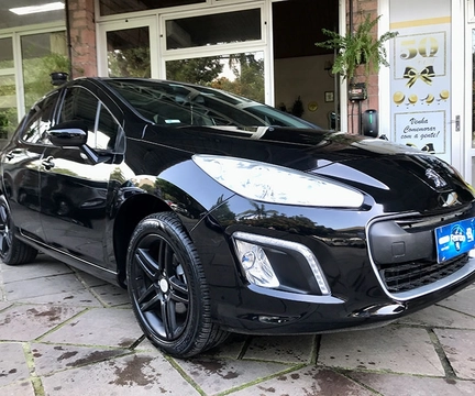 Peugeot 308 2013 Preto — foto 1 de 3