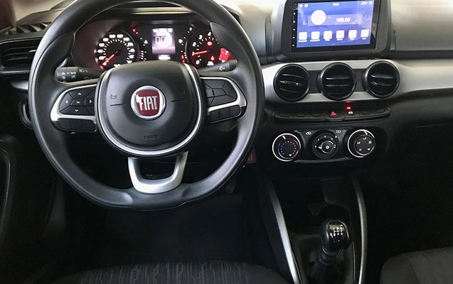 imagem-https://www.socarrao.com.br/sc-vehicle-images-prod/3457423/1787857758542-1aHV4j91KPH6Yy48Y5GbLwzjX9wClXve.jpg