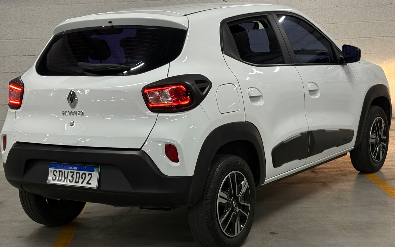 imagem-https://www.socarrao.com.br/sc-vehicle-images-prod/3457428/1788006185414-SU1HXzMxMjEuanBlZw.jpeg