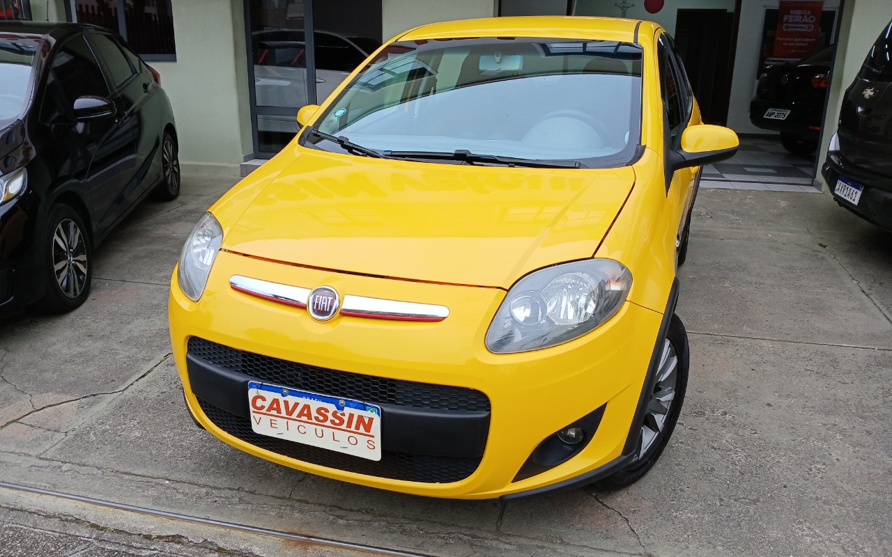 Fiat Palio 2013 Amarelo — foto 1 de 3