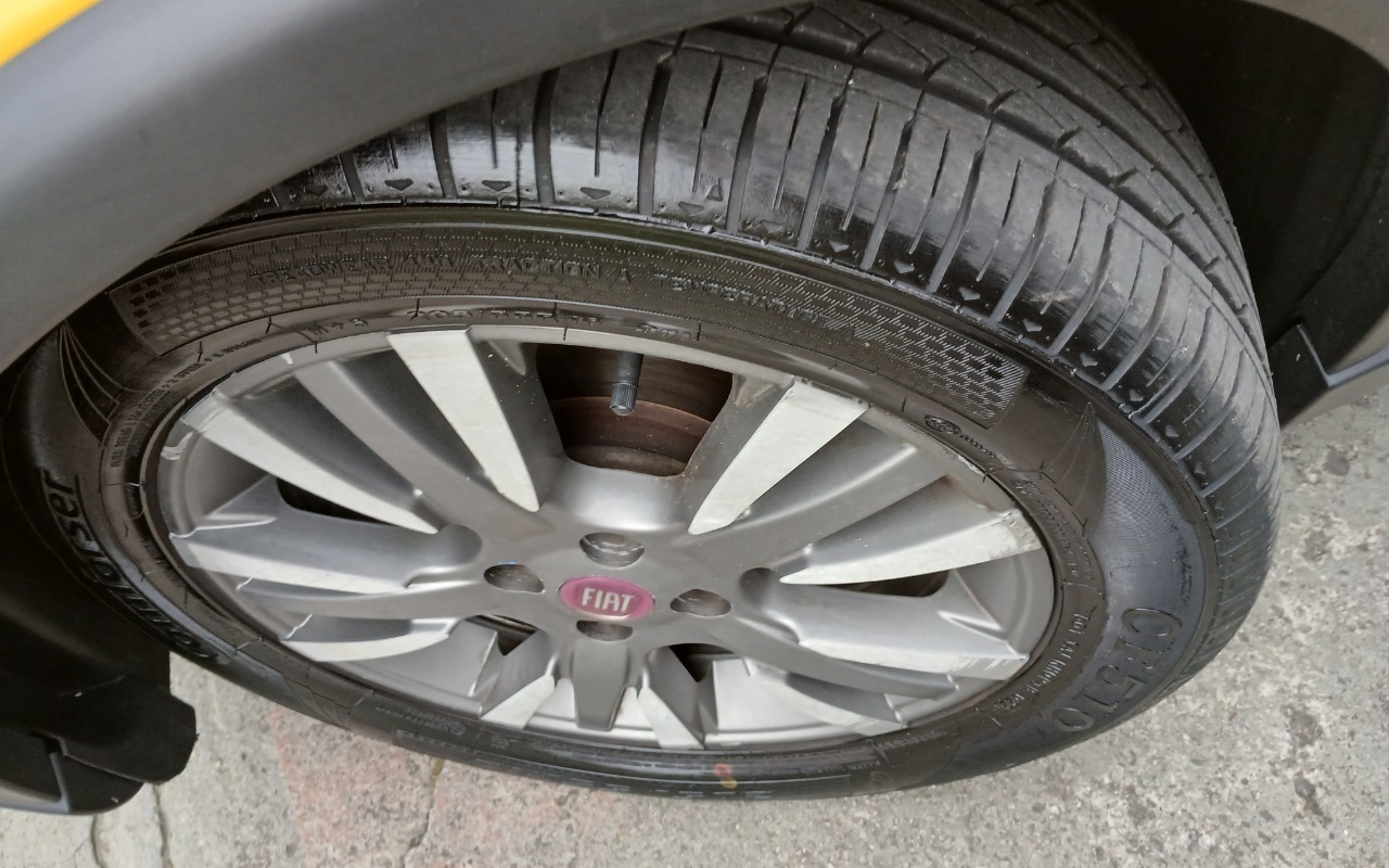 imagem-https://www.socarrao.com.br/sc-vehicle-images-prod/3457572/1787775730666-MTc4Nzc3NTA5MTYzOTg2MTIyNTY5NjU3ODA1MjM4NjguanBn.jpg