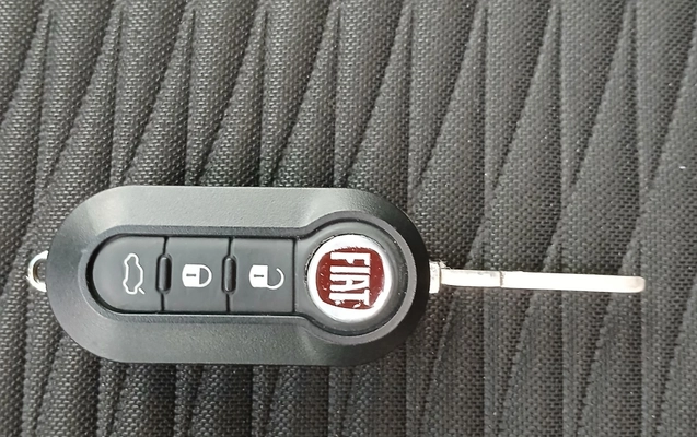 imagem-https://www.socarrao.com.br/sc-vehicle-images-prod/3457572/1787775732420-MTc4Nzc3NTU4MzI1MjQ0NDgwMjQ4ODE0NTA1NDU4MTQuanBn.jpg