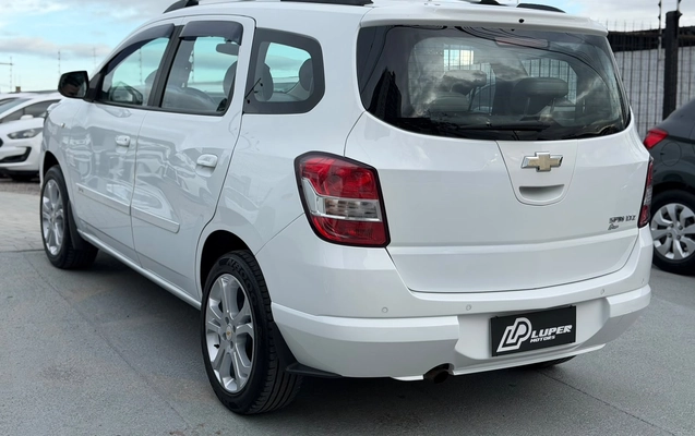 imagem-https://www.socarrao.com.br/sc-vehicle-images-prod/3457844/1788269234128-003_72d7912cdd2fd3a3fd677e3aae6d81e6.jpeg
