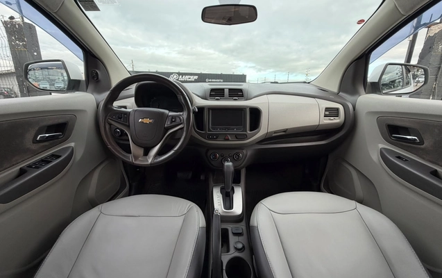 imagem-https://www.socarrao.com.br/sc-vehicle-images-prod/3457844/1788269234130-003_60da79b092ee112daa55999f4c52518b.jpeg
