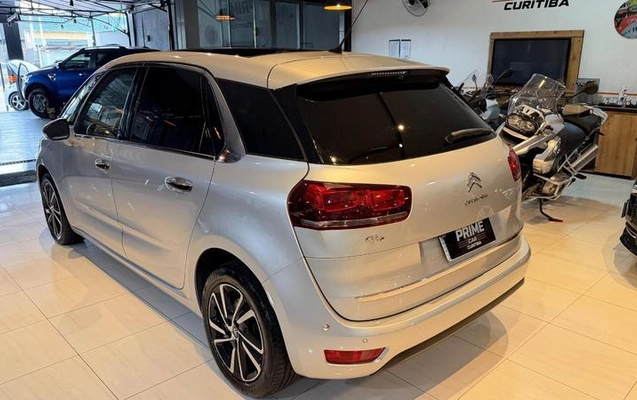 imagem-https://www.socarrao.com.br/sc-vehicle-images-prod/3457895/1789494062186-8397543_19_B_e33f59409e.jpeg