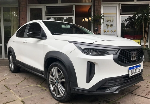 Fiat Fastback 2024 Branco — foto 1 de 3