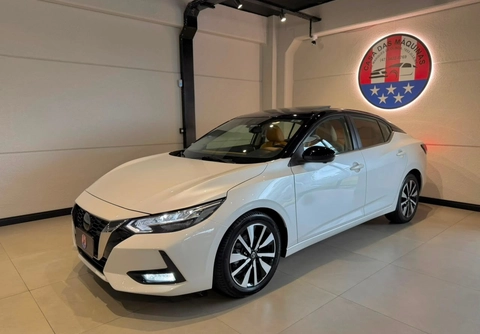 Nissan Sentra 2023 Branco — foto 1 de 3