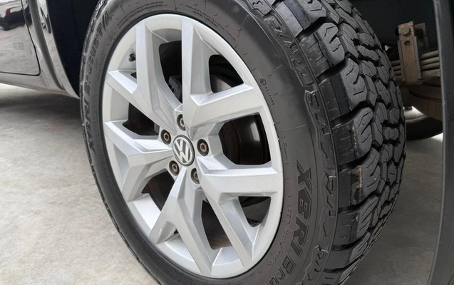 imagem-https://www.socarrao.com.br/sc-vehicle-images-prod/3458303/1787776306733-8419003_9_B_242a1fcb27.jpeg