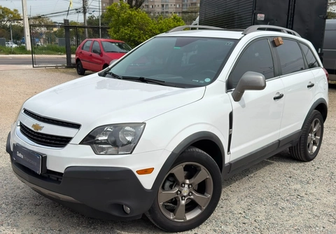 Chevrolet Captiva 2016 Branco — foto 1 de 3