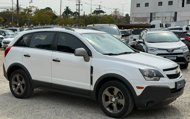 imagem-https://www.socarrao.com.br/sc-vehicle-images-prod/3458335/1789522562638-d2da8a41-bf96-433d-85bc-dd80d63271d3.jpg