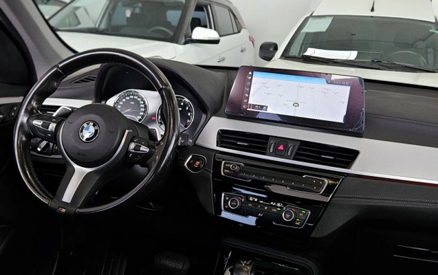 imagem-https://www.socarrao.com.br/sc-vehicle-images-prod/3458385/1787777209465-YmYj4MbH9g5hJc4KoaMOQxZhCju4jzcc.jpg