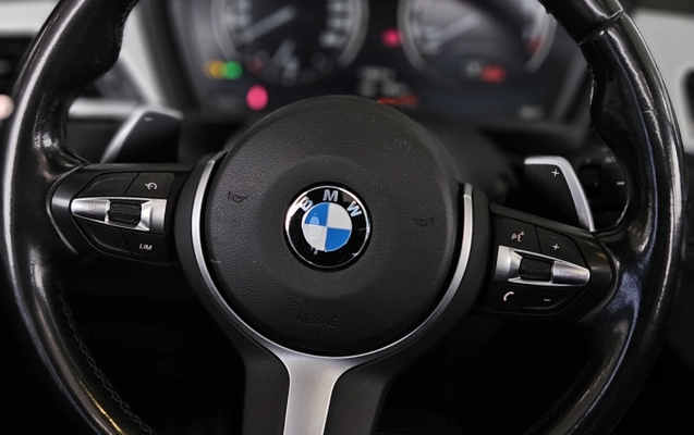 imagem-https://www.socarrao.com.br/sc-vehicle-images-prod/3458385/1787777209467-1bmNAoUTIMfv4NGAnsTvP81Jd6V1R9Hh.jpg
