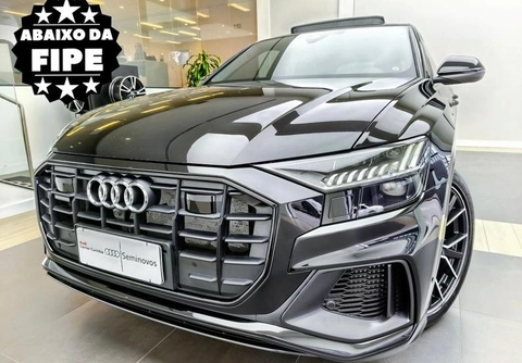 Audi Q8 2023 Preto — foto 1 de 3