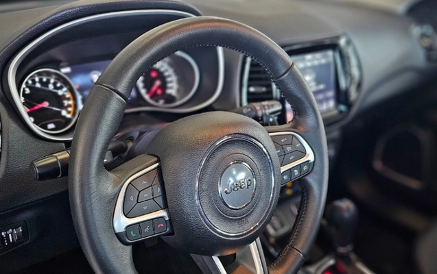 imagem-https://www.socarrao.com.br/sc-vehicle-images-prod/3458410/1789237035748-zd5lW3LNiPxxp60MfPOy25TOM3Di0Yzv.jpg