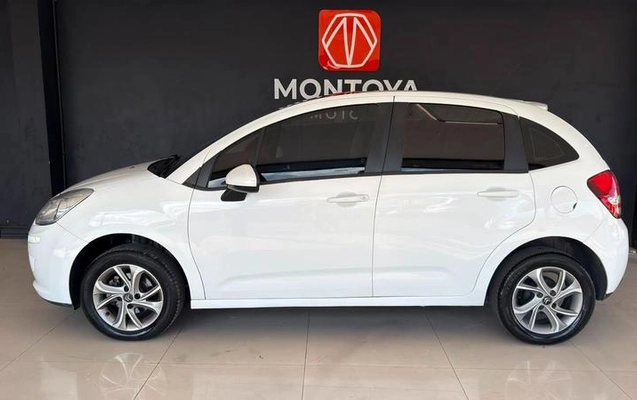 imagem-https://www.socarrao.com.br/sc-vehicle-images-prod/3458421/1787777529647-8420740_1_B_e0baac83a9.jpeg