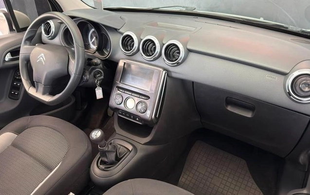 imagem-https://www.socarrao.com.br/sc-vehicle-images-prod/3458421/1787777529648-8420740_7_B_efa4ab982a.jpeg