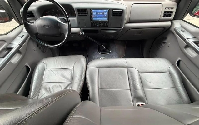 imagem-https://www.socarrao.com.br/sc-vehicle-images-prod/3458449/1792671688527-8418575_11_B_f2dec77ada.jpeg
