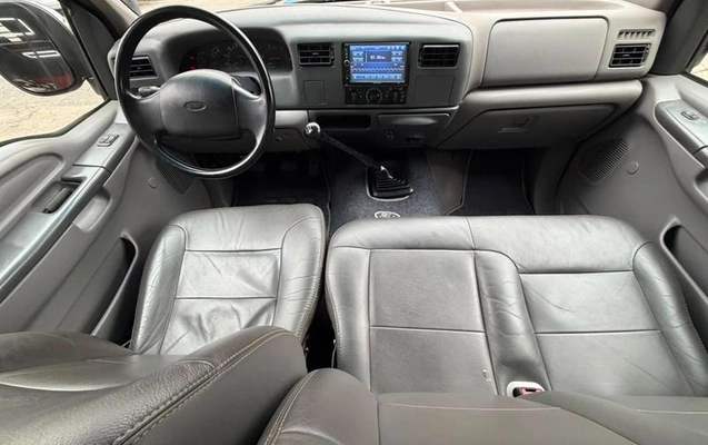 imagem-https://www.socarrao.com.br/sc-vehicle-images-prod/3458449/1792671688556-8418575_12_B_7ce65c2790.jpeg
