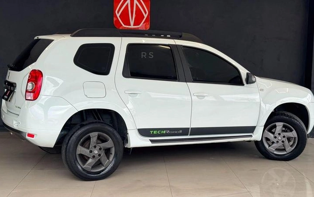 imagem-https://www.socarrao.com.br/sc-vehicle-images-prod/3458461/1787778248668-8418872_8_B_43e07c22af.jpeg