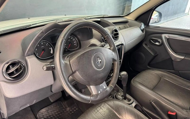 imagem-https://www.socarrao.com.br/sc-vehicle-images-prod/3458461/1787778248677-8418872_9_B_10e575aaf6.jpeg