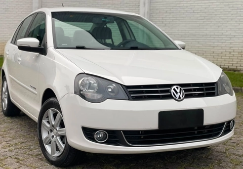 Volkswagen Polo 2012 Branco — foto 1 de 3