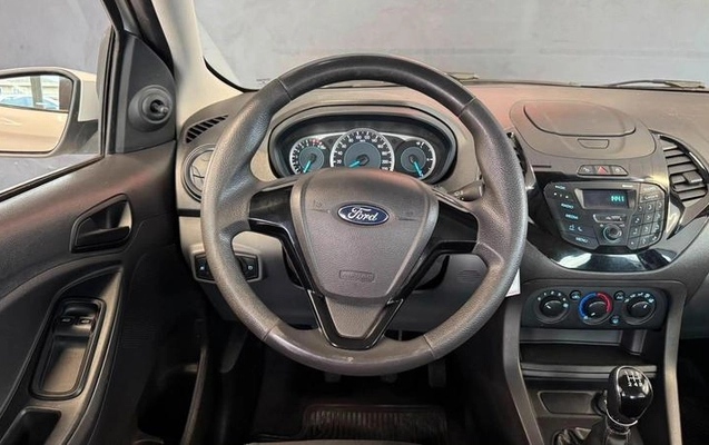 imagem-https://www.socarrao.com.br/sc-vehicle-images-prod/3458551/1787778974674-8416748_7_B_95a0e13698.jpeg