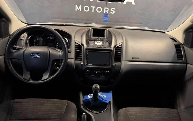 imagem-https://www.socarrao.com.br/sc-vehicle-images-prod/3458565/1787779291830-8419577_6_B_0cf69a528c.jpeg