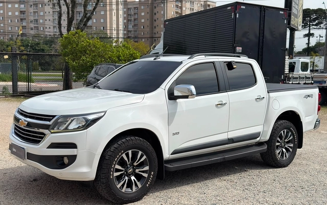 imagem-https://www.socarrao.com.br/sc-vehicle-images-prod/3458575/1787779510696-f90b2414-91f3-4e08-ad03-2f56a70318ed.jpg