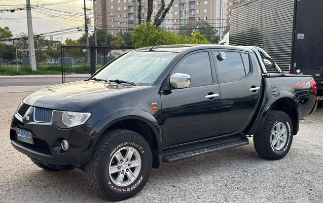 imagem-https://www.socarrao.com.br/sc-vehicle-images-prod/3458577/1787779518299-26e3ac17-866a-488b-b1eb-a81cd0afbedc.jpg