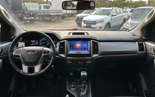 imagem-https://www.socarrao.com.br/sc-vehicle-images-prod/3458628/1789522253874-cd61bf7d-ec48-4d0a-a34b-3dded00f7181.jpg