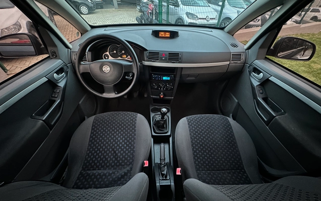 imagem-https://www.socarrao.com.br/sc-vehicle-images-prod/3458667/1787780029028-5ac86847-5e90-42b2-8f4f-5c678b873845.jpeg