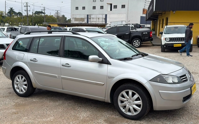 imagem-https://www.socarrao.com.br/sc-vehicle-images-prod/3458683/1787780086701-ae54f9d5-c228-4ff7-9cdb-bfd59624a4ea.jpg
