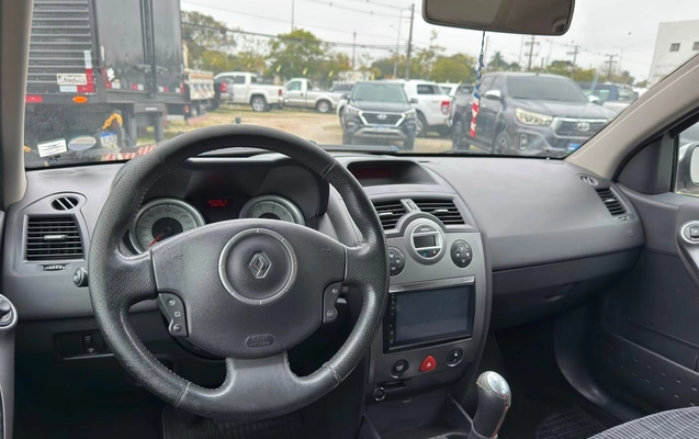 imagem-https://www.socarrao.com.br/sc-vehicle-images-prod/3458683/1787780086707-6e4c4d21-d845-4e11-9c7b-c8cf2a01831a.jpg