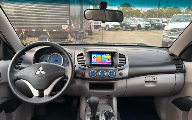 imagem-https://www.socarrao.com.br/sc-vehicle-images-prod/3458698/1787780108611-3ef47da6-5eca-4b04-aef6-9069a6c65a9d.jpg