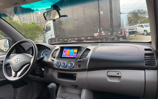 imagem-https://www.socarrao.com.br/sc-vehicle-images-prod/3458698/1787780108612-bfba3ede-38e3-460b-ba1d-5299724738bf.jpg