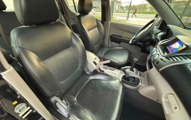 imagem-https://www.socarrao.com.br/sc-vehicle-images-prod/3458698/1787780108615-1a8a6481-2cc4-4899-ae8c-e7127e69e06a.jpg