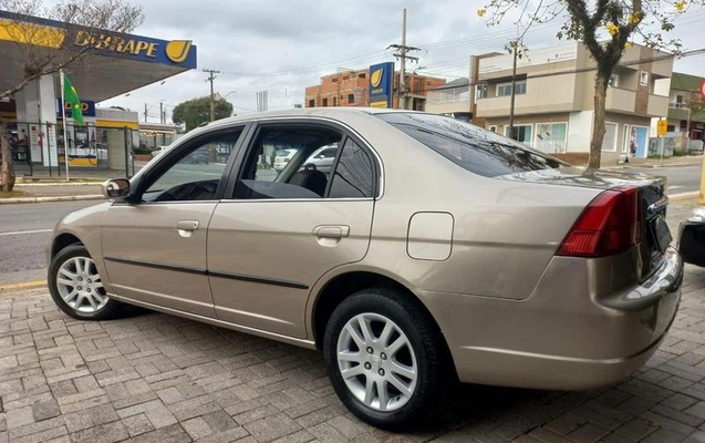 imagem-https://www.socarrao.com.br/sc-vehicle-images-prod/3458721/1788899310824-8420984_3_B_d40f56b2fe.jpeg