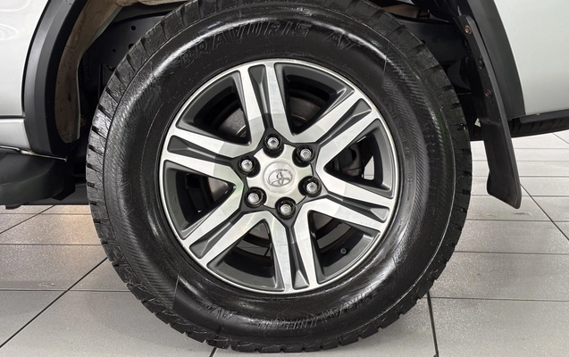 imagem-https://www.socarrao.com.br/sc-vehicle-images-prod/3458779/1787780405452-1_042631.jpg