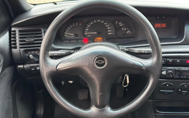 imagem-https://www.socarrao.com.br/sc-vehicle-images-prod/3458790/1787780438914-adafa919-21eb-4671-9cdd-2068a804b01d.jpg