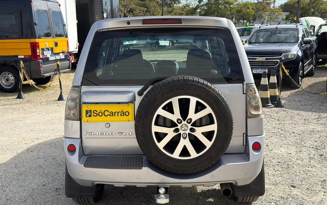 imagem-https://www.socarrao.com.br/sc-vehicle-images-prod/3458847/1787780599242-befbe3ff-40a5-4294-a6f6-e559c95ab313.jpg