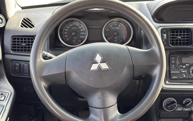 imagem-https://www.socarrao.com.br/sc-vehicle-images-prod/3458847/1787780599244-9ed973d5-d645-4710-b2b7-eb981ccbd508.jpg