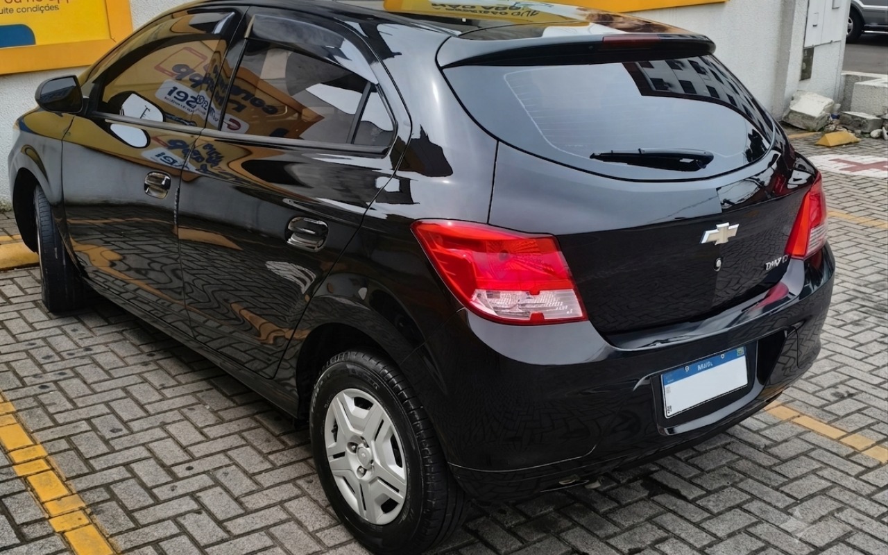 imagem-https://www.socarrao.com.br/sc-vehicle-images-prod/3458857/1787781079197-MTc4Nzc3ODE4ODYzOC5wbmc.png