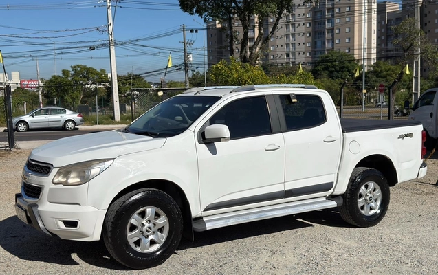 imagem-https://www.socarrao.com.br/sc-vehicle-images-prod/3458968/1787780884122-c683c73d-f681-46f7-bab1-9087286703d7.jpg
