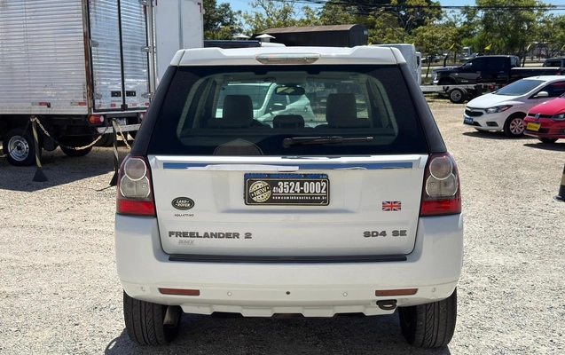 imagem-https://www.socarrao.com.br/sc-vehicle-images-prod/3458974/1787780929800-f1cc7f71-61ab-4f78-a3a9-40729a9a89a1.jpg