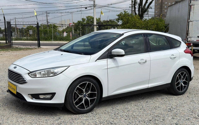 imagem-https://www.socarrao.com.br/sc-vehicle-images-prod/3458985/1787780986313-34f614e7-8e98-4333-94a6-c8061349db59.jpg
