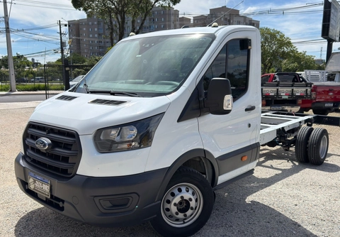Ford Transit 2024 Branco — foto 1 de 3