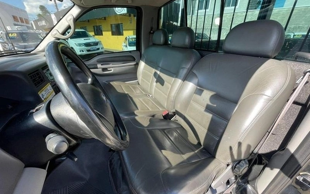 imagem-https://www.socarrao.com.br/sc-vehicle-images-prod/3459008/1787781369322-6a3a3afb-e263-4ef1-9e0c-4ca2fe42e983.jpg