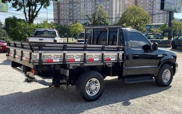 imagem-https://www.socarrao.com.br/sc-vehicle-images-prod/3459008/1787781369324-3483bfd1-f2a0-4362-8238-70dbd776cd1f.jpg